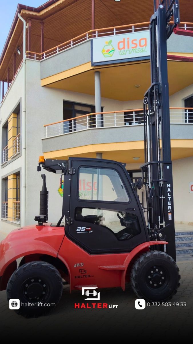 JAPON KUBOTA MOTOR 4X4 ARAZİ FORKLİFTİ 