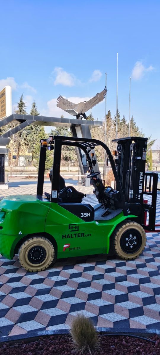 Değerli Müşterimize Halterlift P Serisi Lityum Akülü Forklift Hayırlı Olsun. 