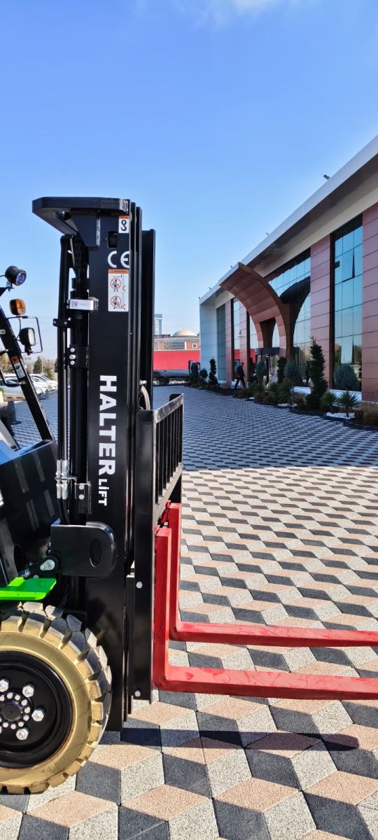 Değerli Müşterimize Halterlift P Serisi Lityum Akülü Forklift Hayırlı Olsun. 